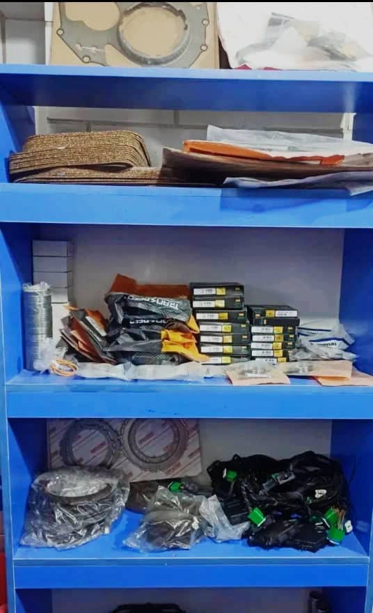 فروشگاه گیربکس اتوماتیک محمودی در اراک